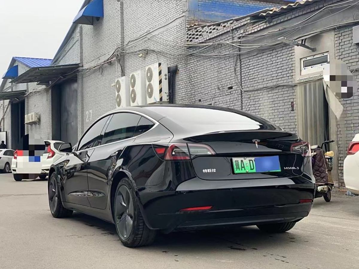 特斯拉 Model Y  2020款 改款 標(biāo)準(zhǔn)續(xù)航后驅(qū)升級(jí)版圖片