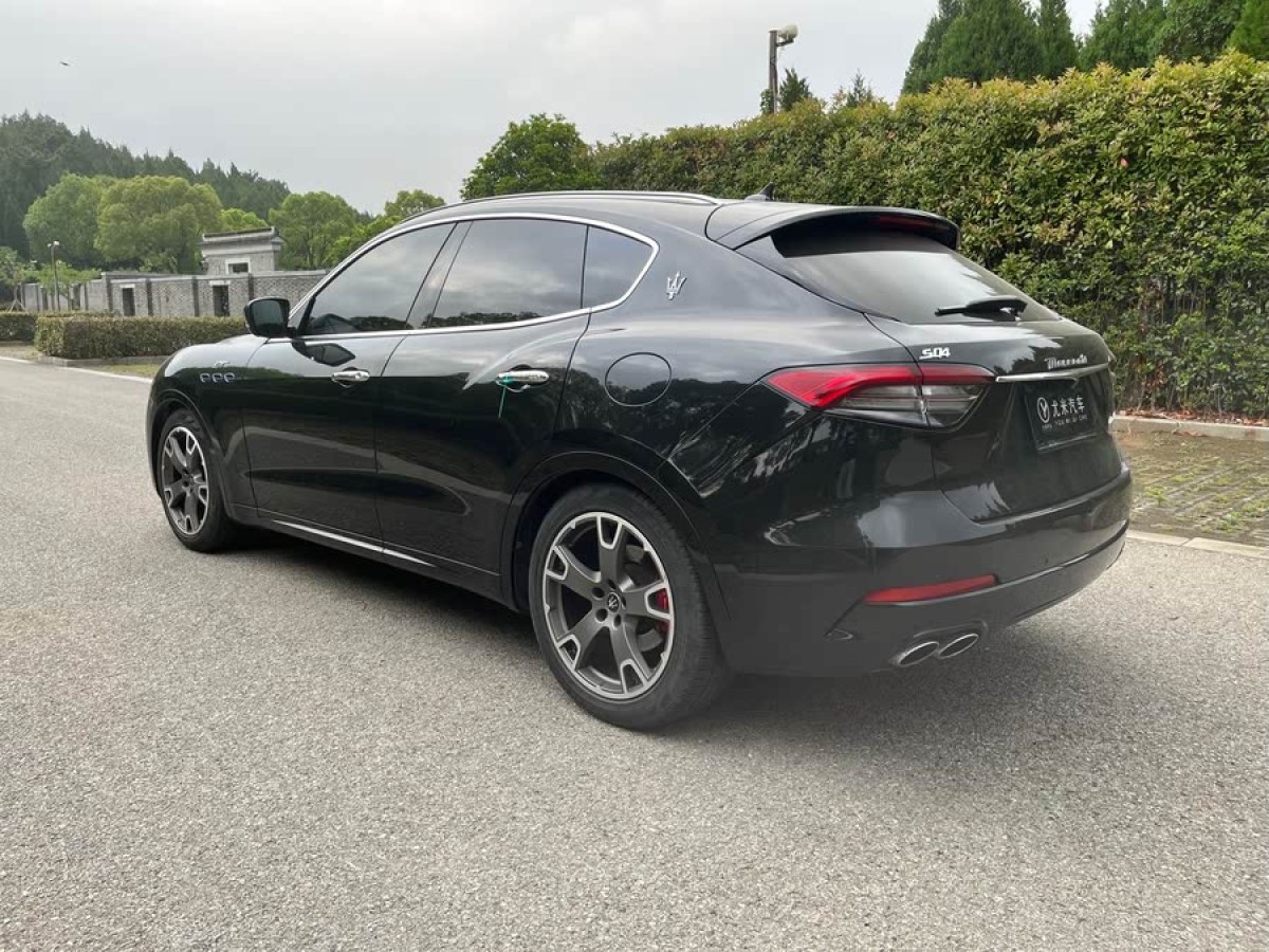 瑪莎拉蒂 Levante  2022款 2.0T GT鋒芒版圖片
