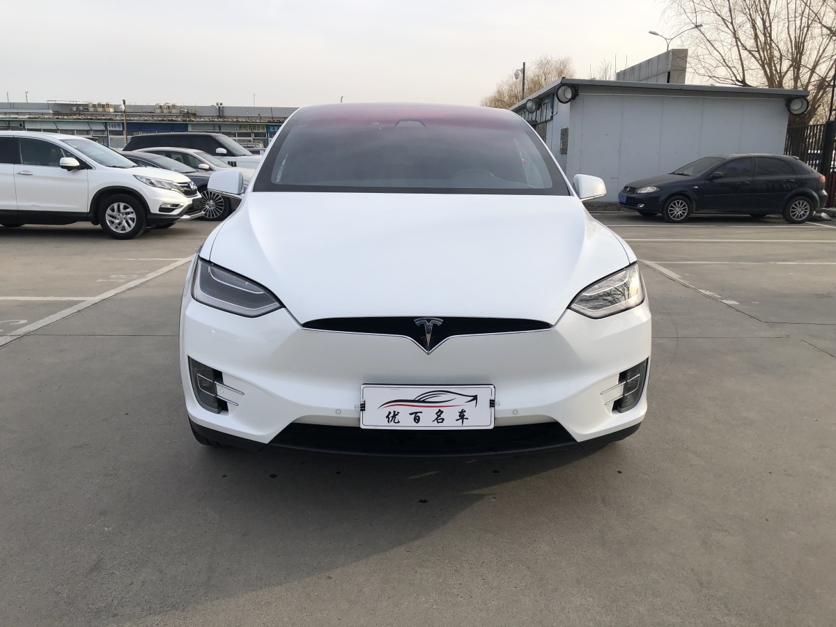 特斯拉 Model X  2016款 Model X 90D圖片