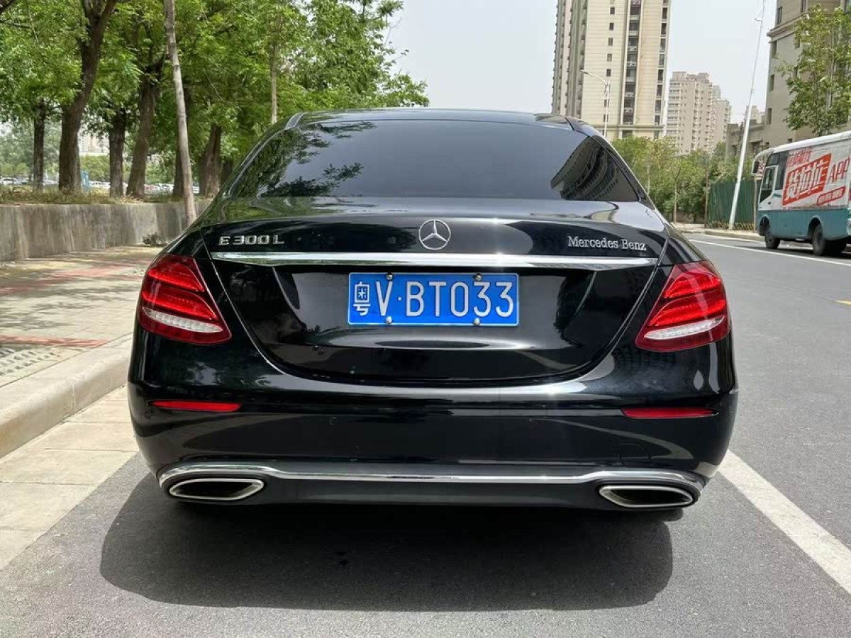 奔馳 奔馳E級(jí)  2019款 改款 E 300 L 時(shí)尚型圖片