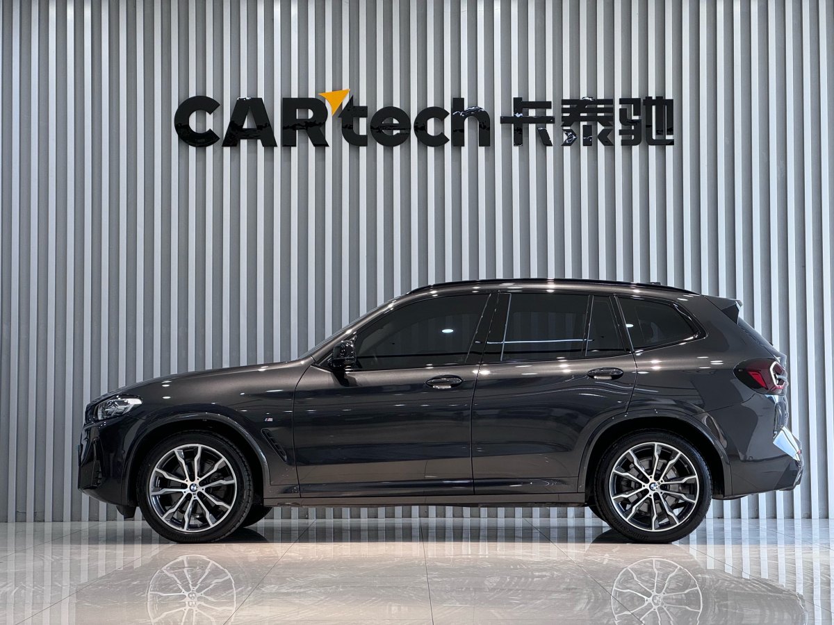 寶馬 寶馬X3  2022款 xDrive30i 領(lǐng)先型 M曜夜套裝圖片