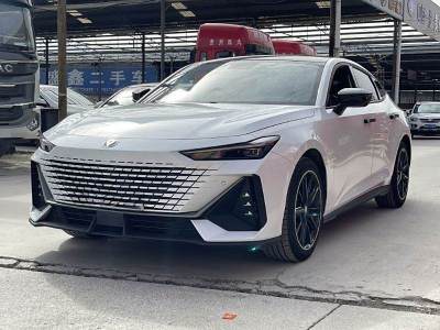 2022年10月 長(zhǎng)安 長(zhǎng)安UNI-V 1.5T 卓越型圖片