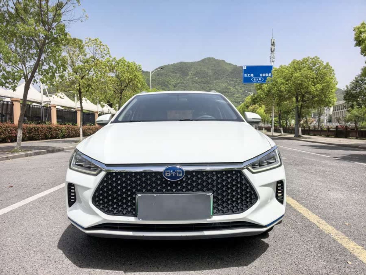 比亞迪 e2  2019款 高續(xù)航版 耀?豪華型圖片