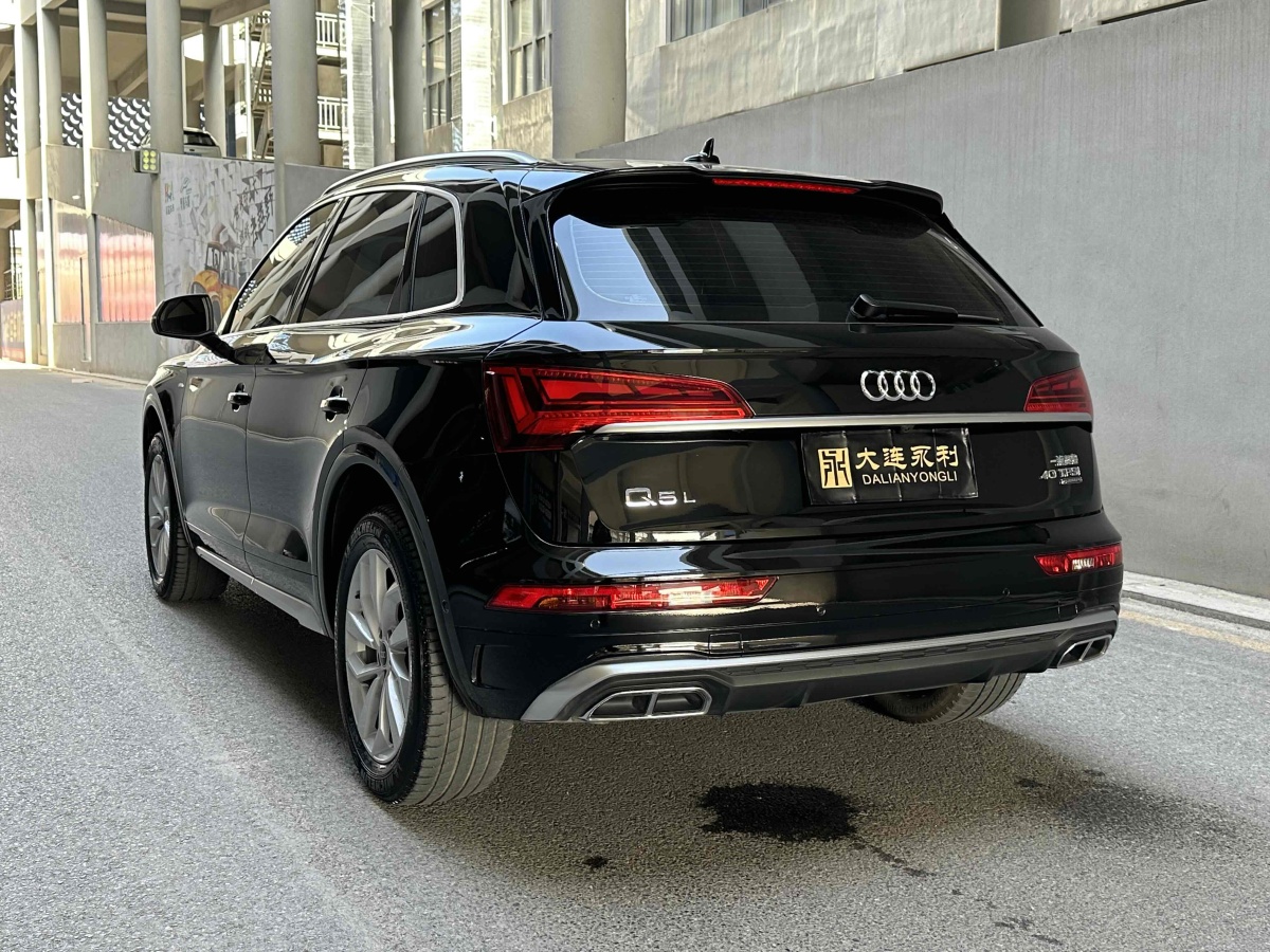 奧迪 奧迪Q5L  2022款 改款 40T 豪華動(dòng)感型圖片