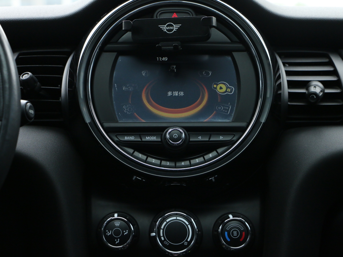 2015年8月MINI MINI  2015款 1.5T COOPER Fun 五門版