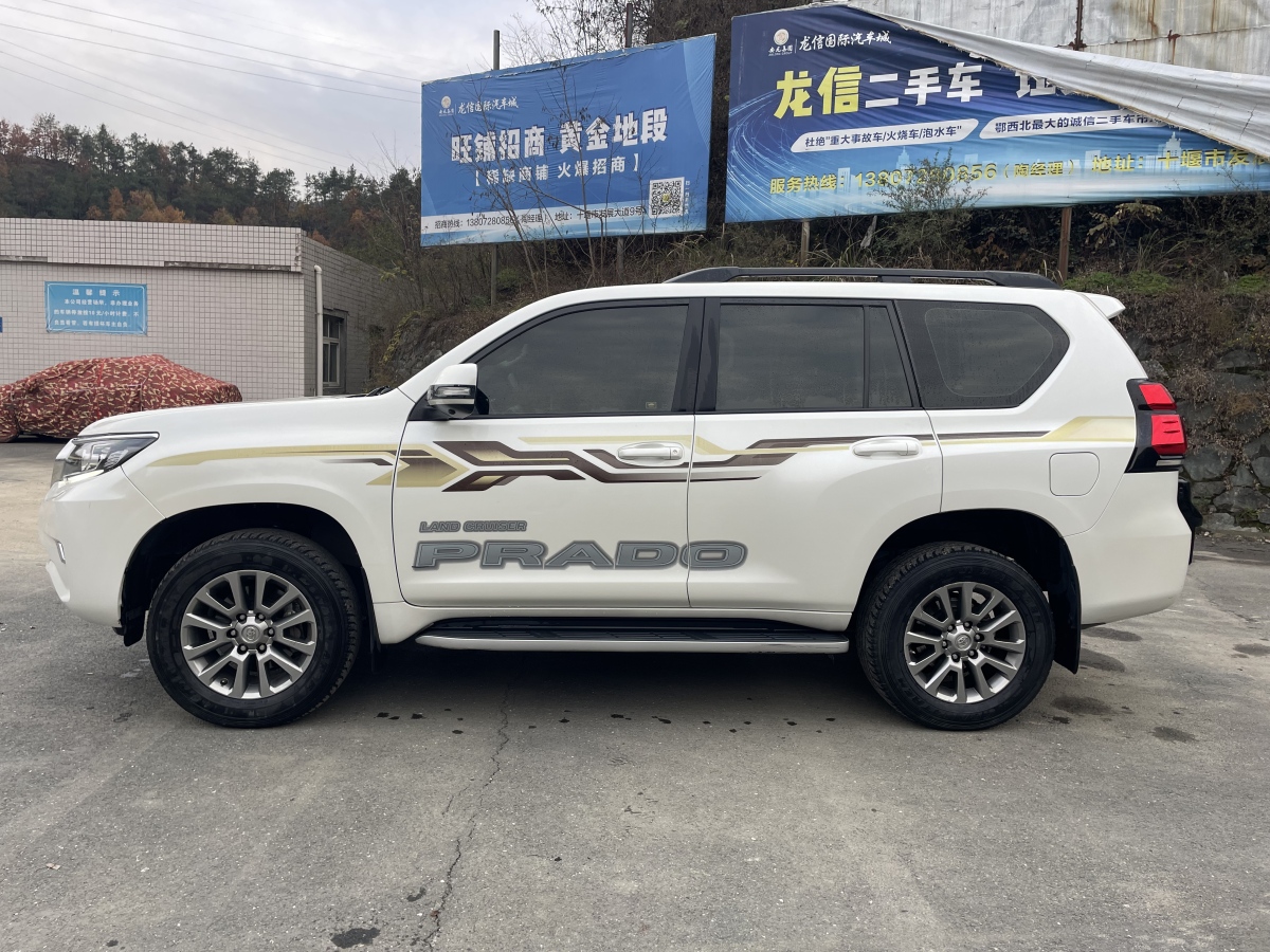 豐田 普拉多  2018款 3.5L 自動(dòng)TX-L NAVI后掛備胎圖片