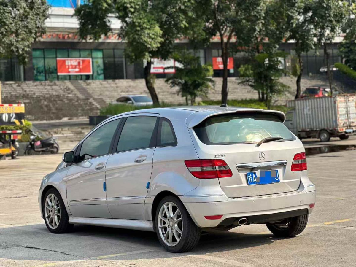 奔馳 奔馳B級  2010款 B200 2.0L CVT 豪華型圖片