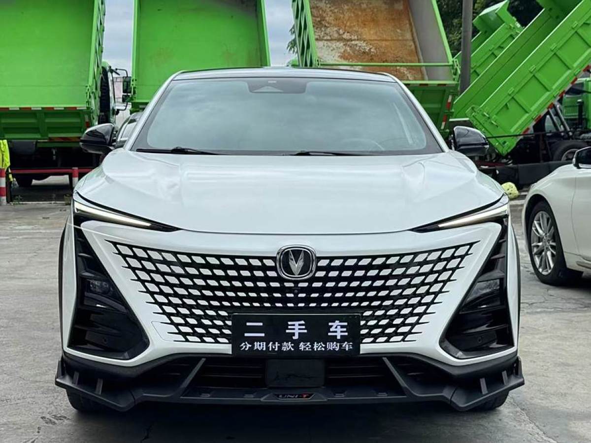 2022年6月長(zhǎng)安 UNI-T  2022款 1.5T 尊貴型