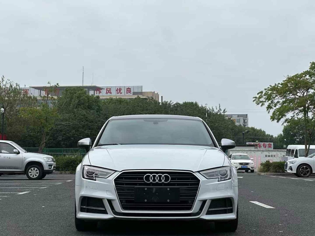 奧迪 奧迪A3  2017款 Cabriolet 40 TFSI圖片