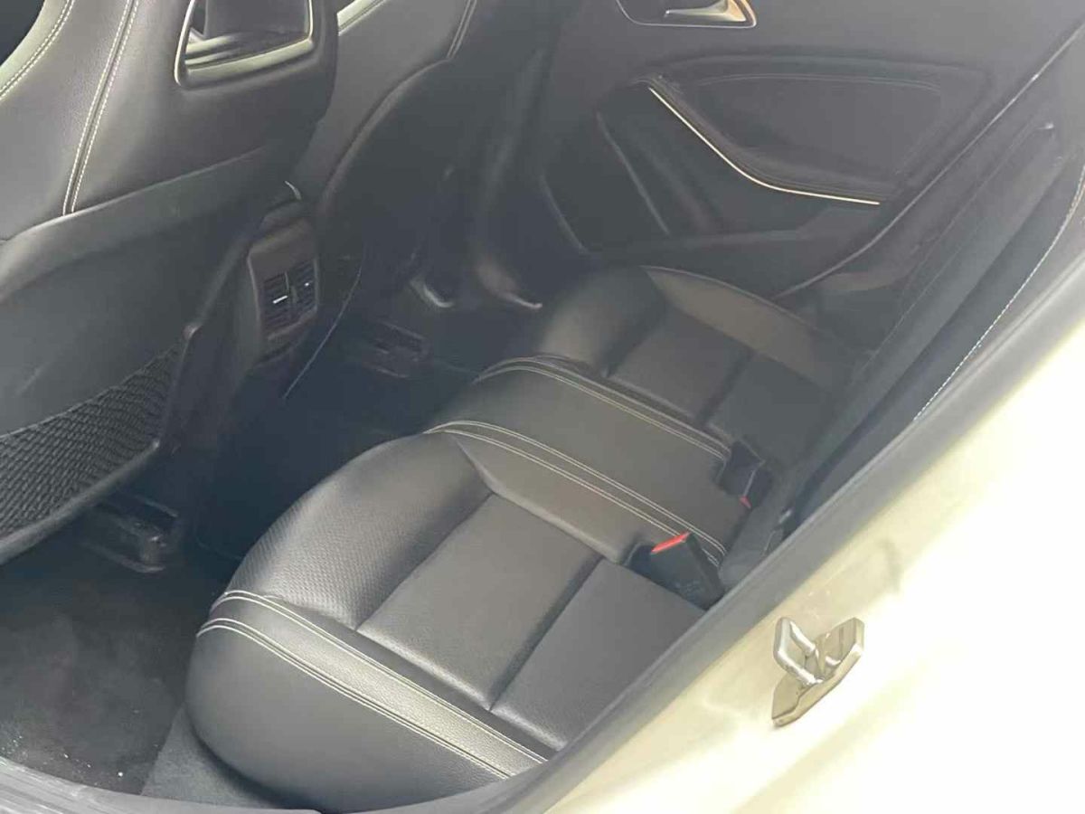 奔馳 奔馳GLA AMG  2016款 AMG GLA 45 4MATIC圖片