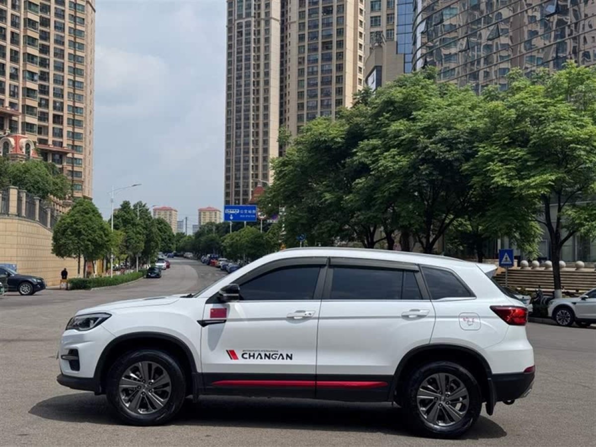 長(zhǎng)安 CS75  2021款 榮耀百萬(wàn)版 280T DCT豪華型圖片