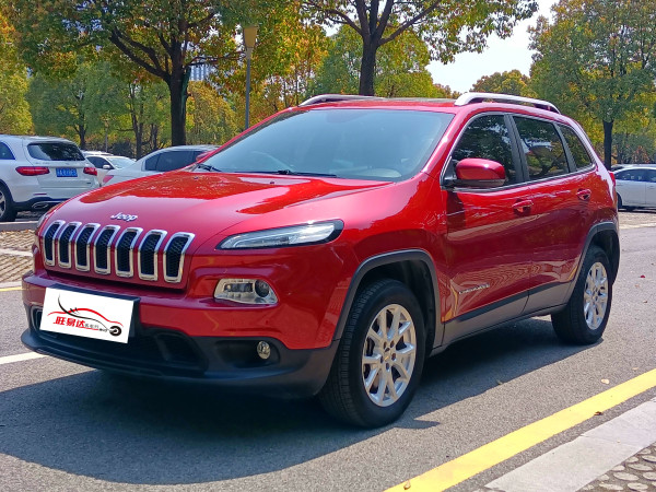 Jeep 自由光  2014款 2.4L 都市版