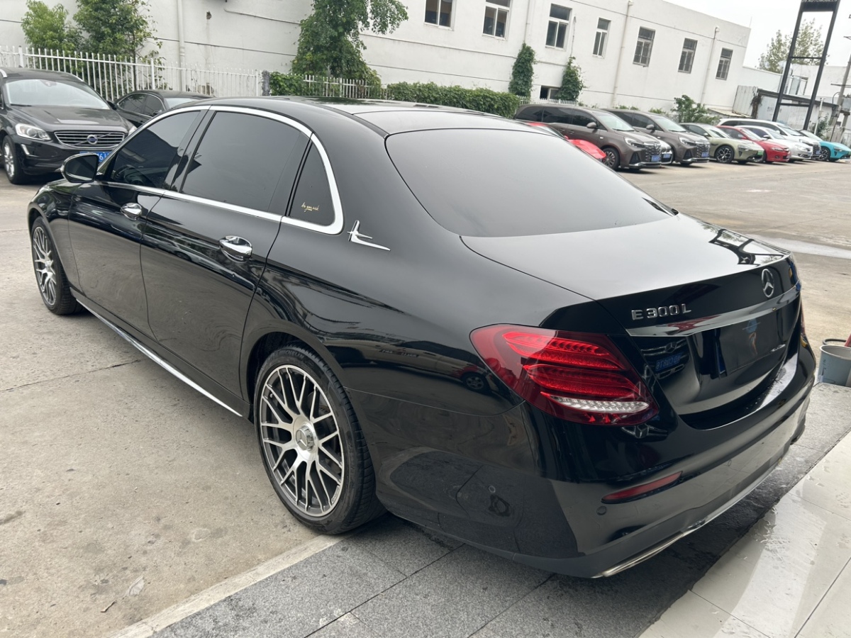 奔馳 奔馳E級(jí)  2019款 E 300 L 豪華型圖片