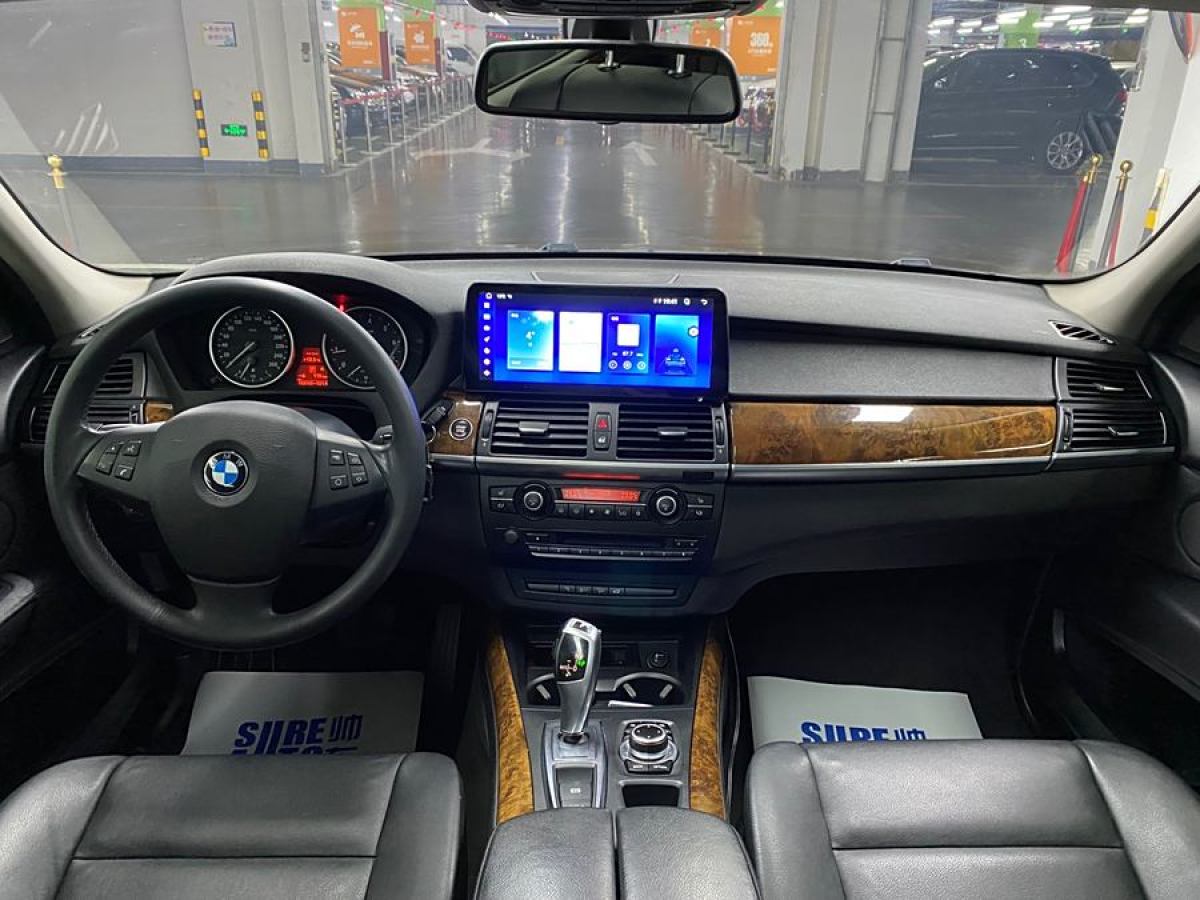 寶馬 寶馬X5  2011款 xDrive35i 領(lǐng)先型圖片