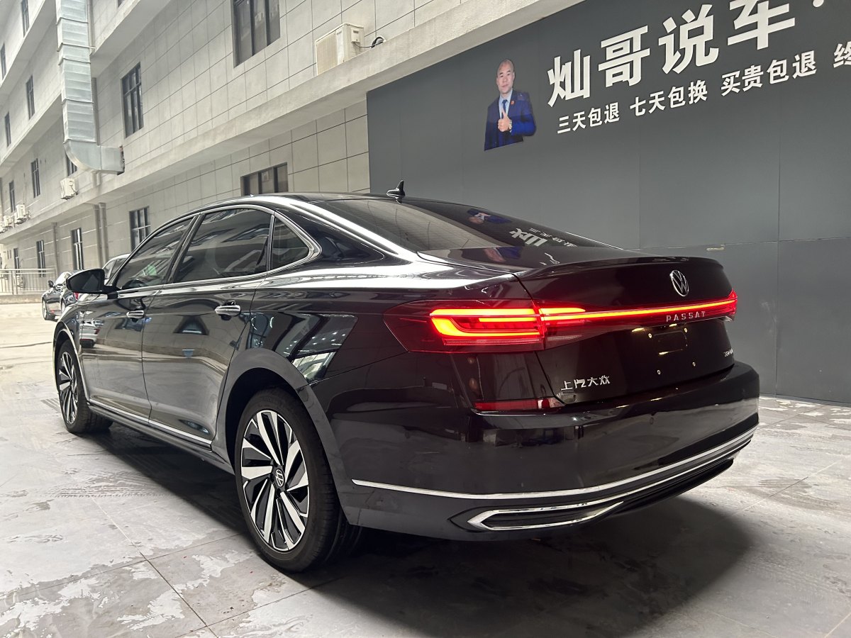 大眾 帕薩特  2022款 330TSI 星空豪華版圖片