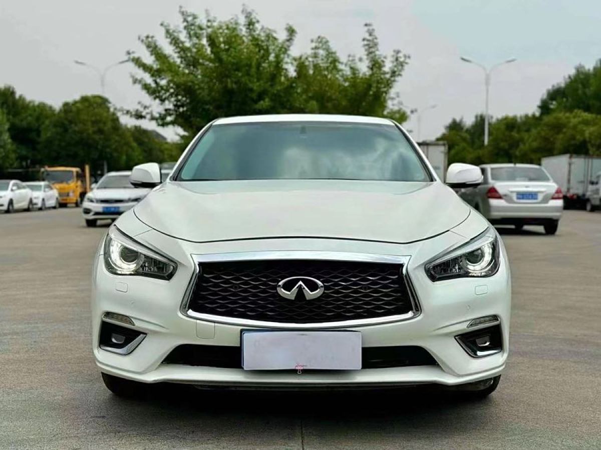 英菲尼迪 Q50L  2018款 2.0T 進(jìn)享版 國(guó)VI圖片