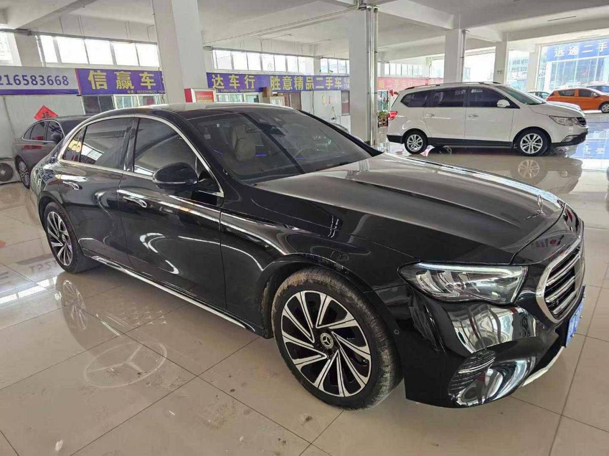 奔馳 奔馳E級(jí)  2024款 E 300 L 豪華型圖片
