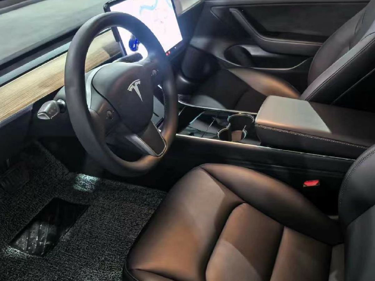 特斯拉 Model S  2021款 Plaid Plus 版圖片