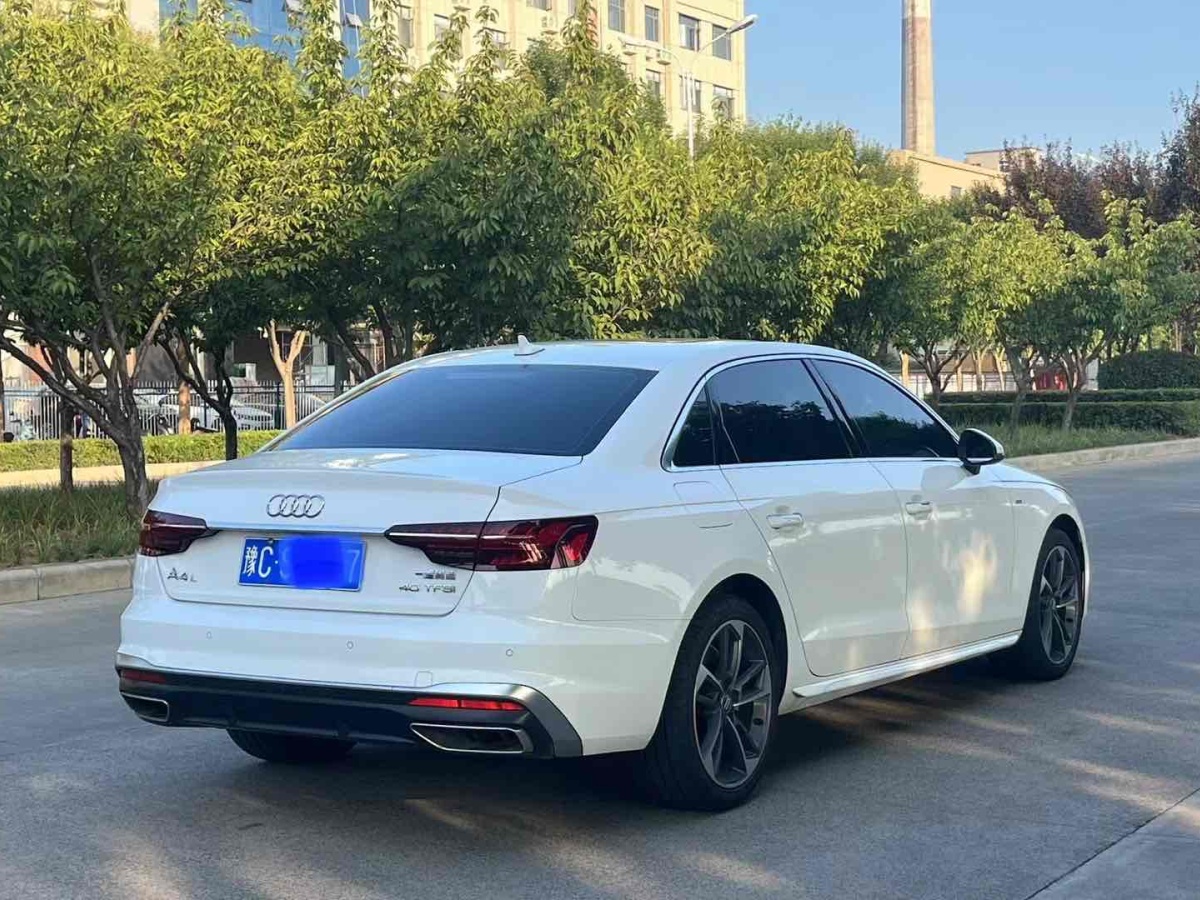 奧迪 奧迪A4L  2022款 40 TFSI 時尚動感型圖片