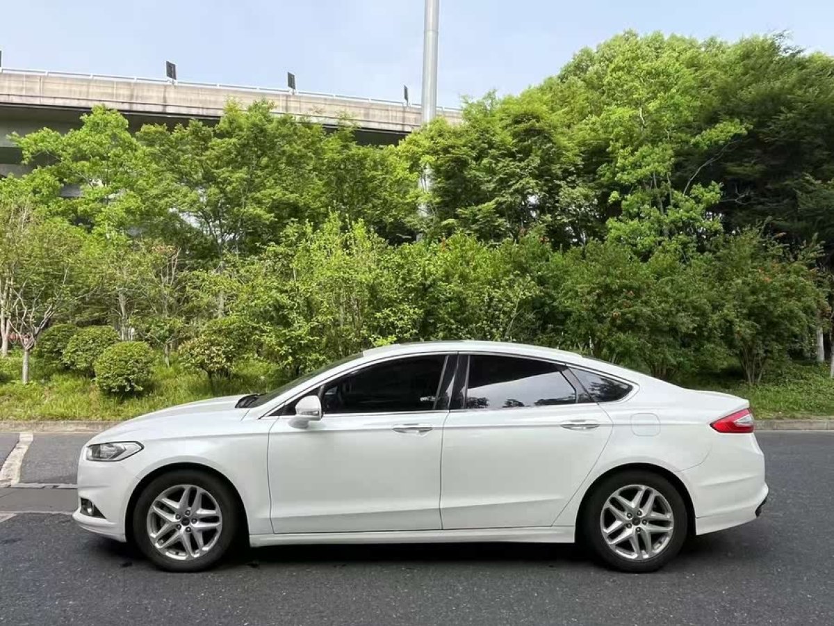 福特 蒙迪歐  2013款 1.5L GTDi180時(shí)尚型圖片