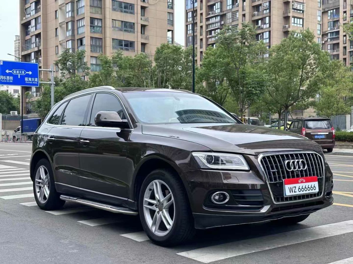 奧迪 奧迪Q5  2017款 Q5 2.0T FSI Premium Plus 美規(guī)版圖片