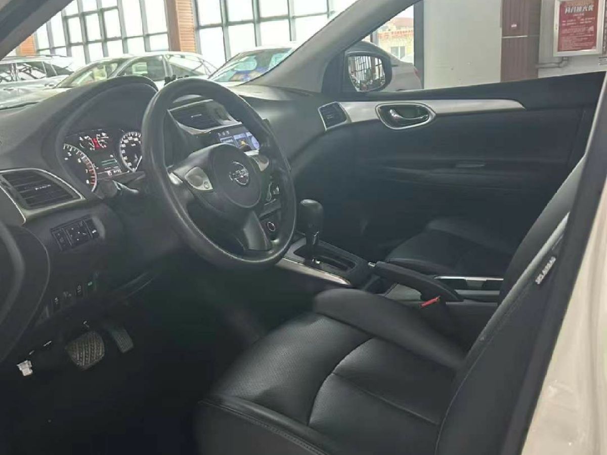 日產(chǎn) 軒逸  2022款 1.6L TOP CVT奢享版圖片