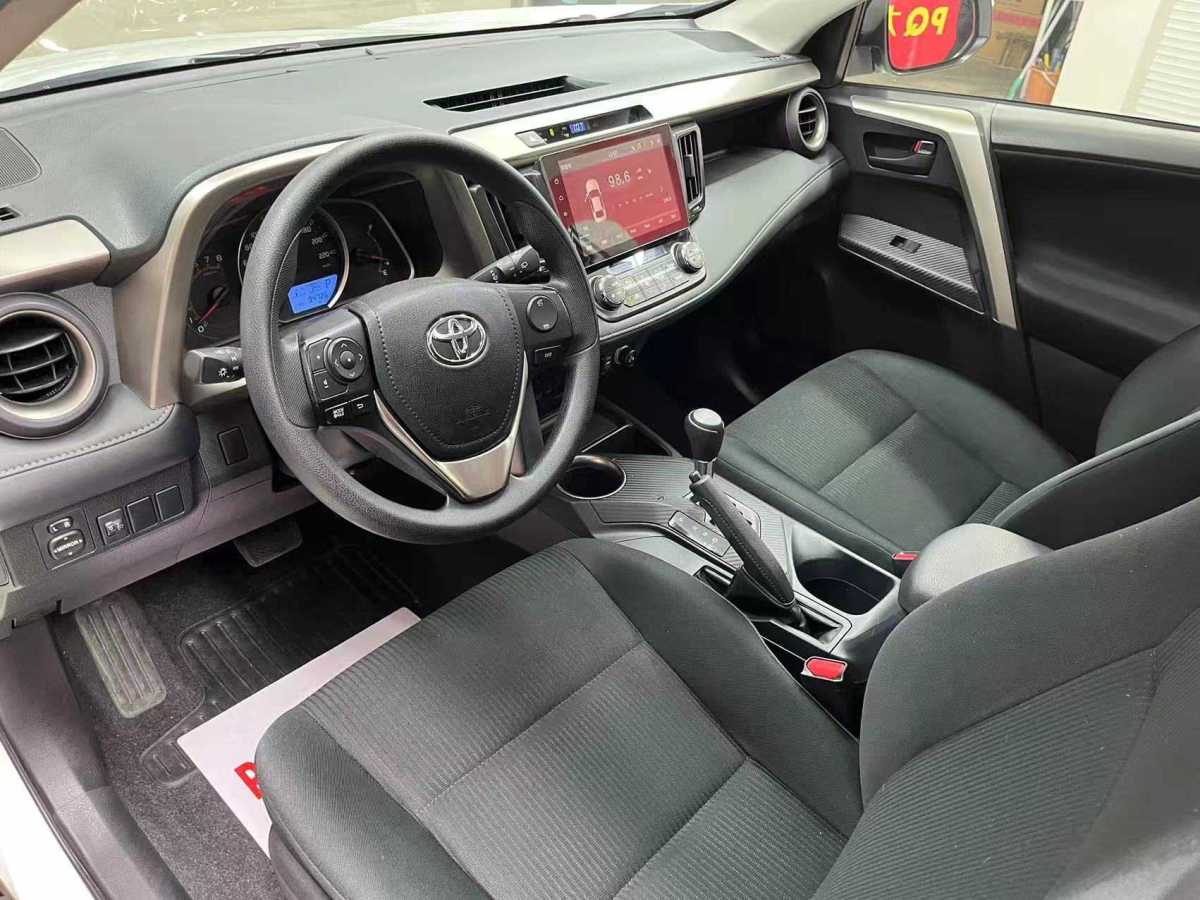 2016年4月豐田 RAV4  2018款 榮放 2.0L CVT兩驅風尚版