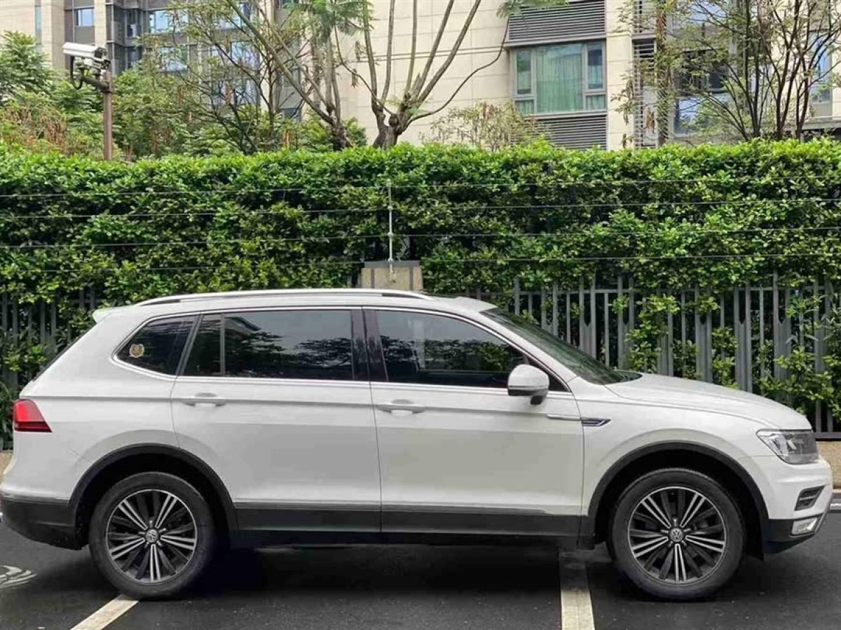 大眾 途觀L  2020款 330TSI 自動兩驅(qū)全景舒適版 國VI圖片