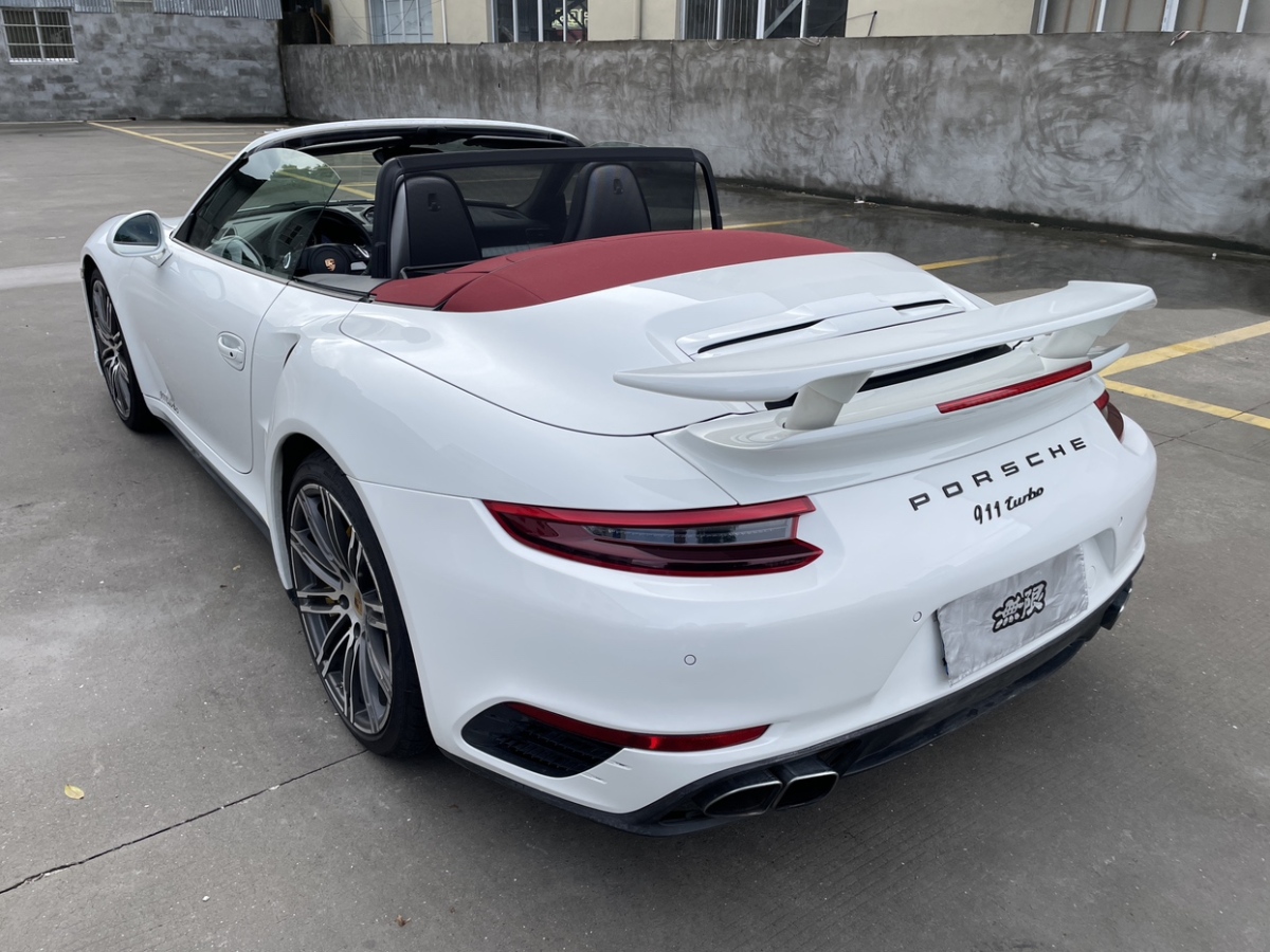 2014年5月保時(shí)捷 911  2014款 Turbo Cabriolet 3.8T