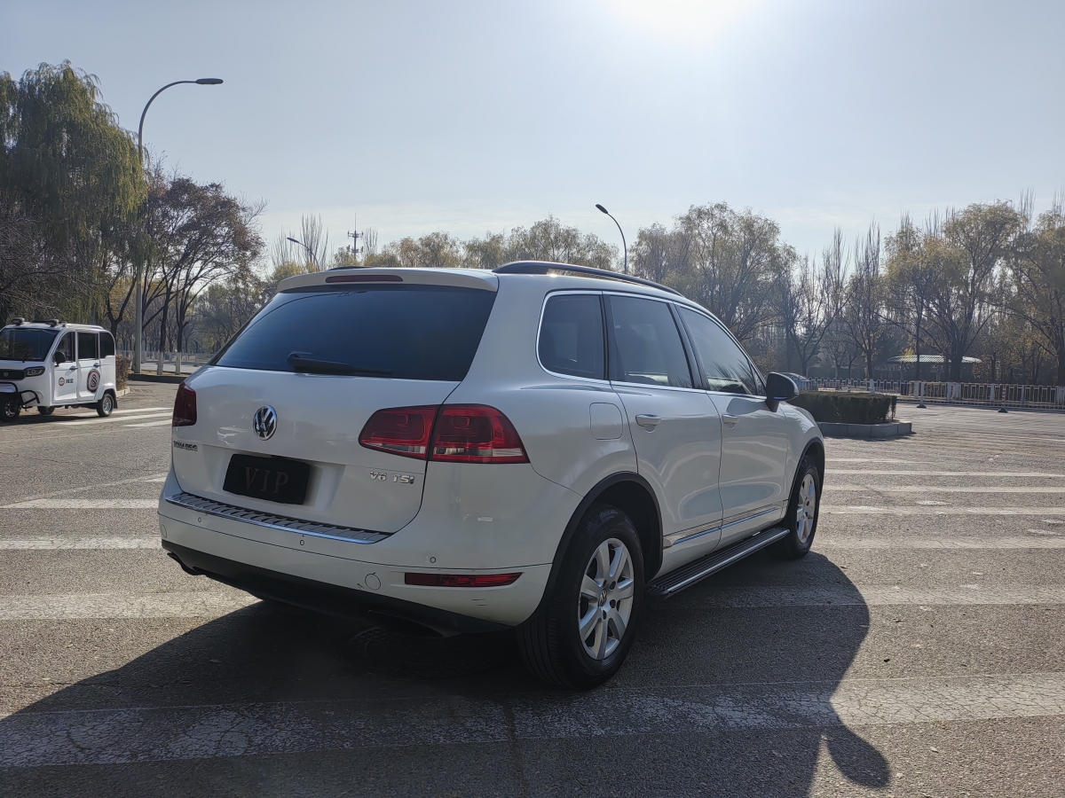 大眾 途銳  2011款 3.0TSI 標配型圖片