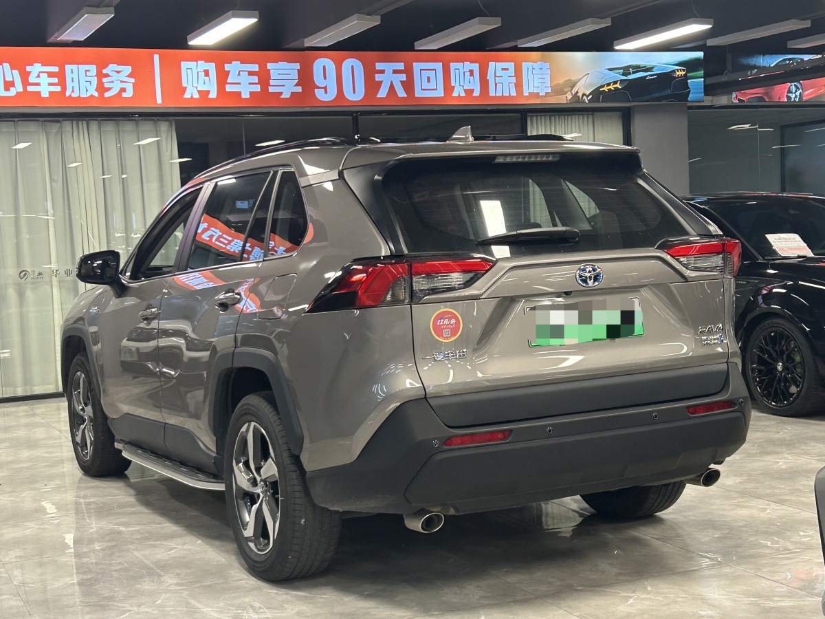 豐田 RAV4榮放  2023款 雙擎 2.5L E-CVT兩驅精英版圖片