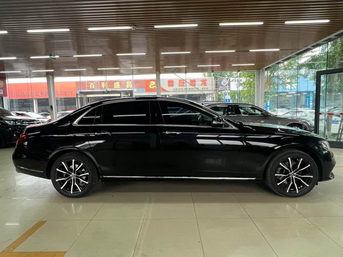 奔馳 奔馳E級(jí)  2019款 E 260 L 4MATIC圖片