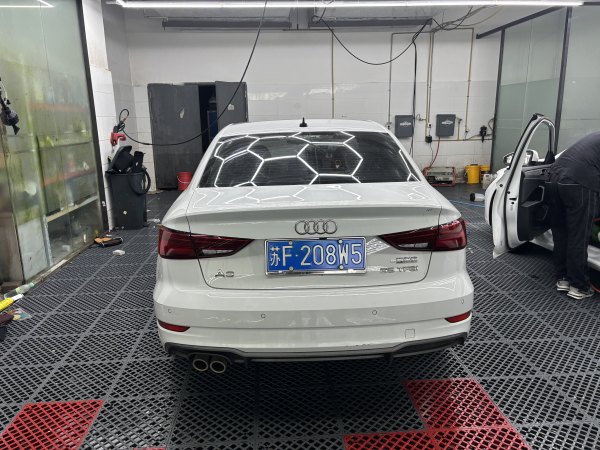 奥迪 奥迪A3  2019款 Limousine 35 TFSI 时尚型 国VI