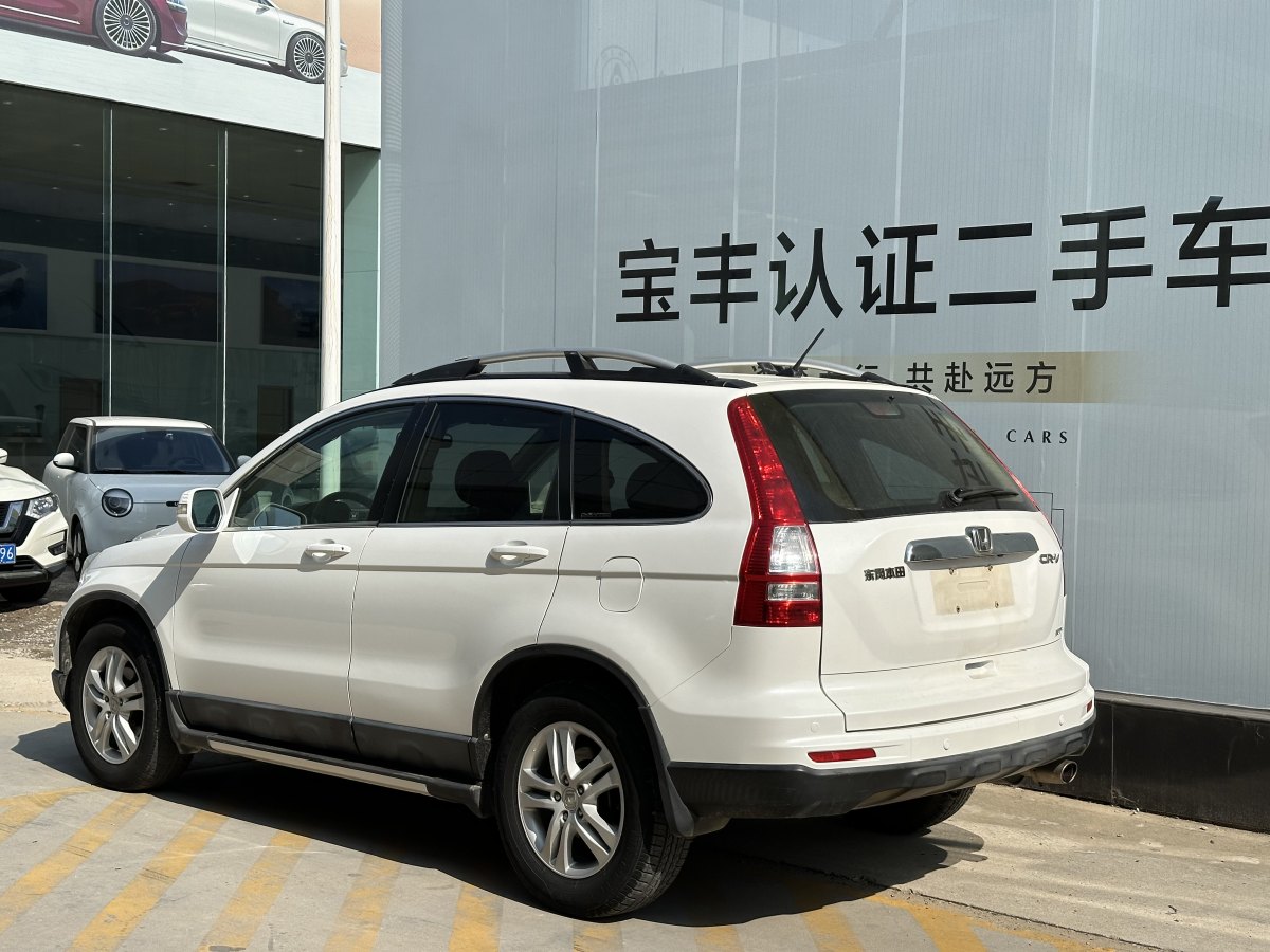 2011年6月本田 CR-V  2010款 2.4L 自動(dòng)四驅(qū)豪華版