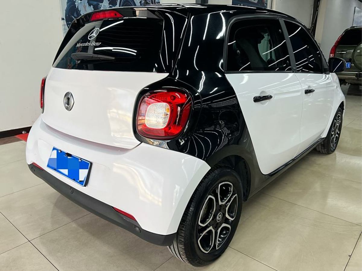 smart forfour  2016款 0.9T 66千瓦先鋒版圖片