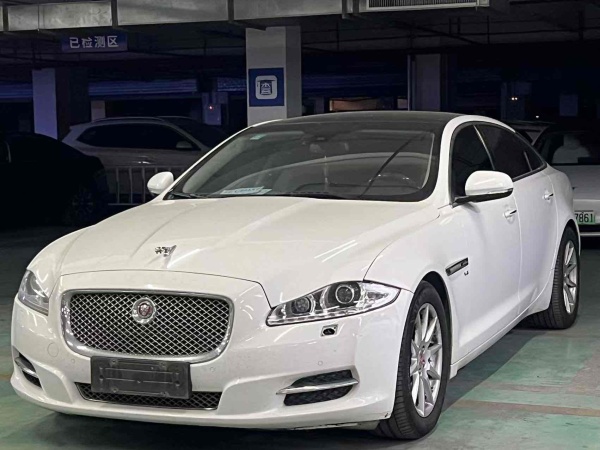 捷豹 XJ  2014款 XJL 3.0 SC 两驱全景商务版