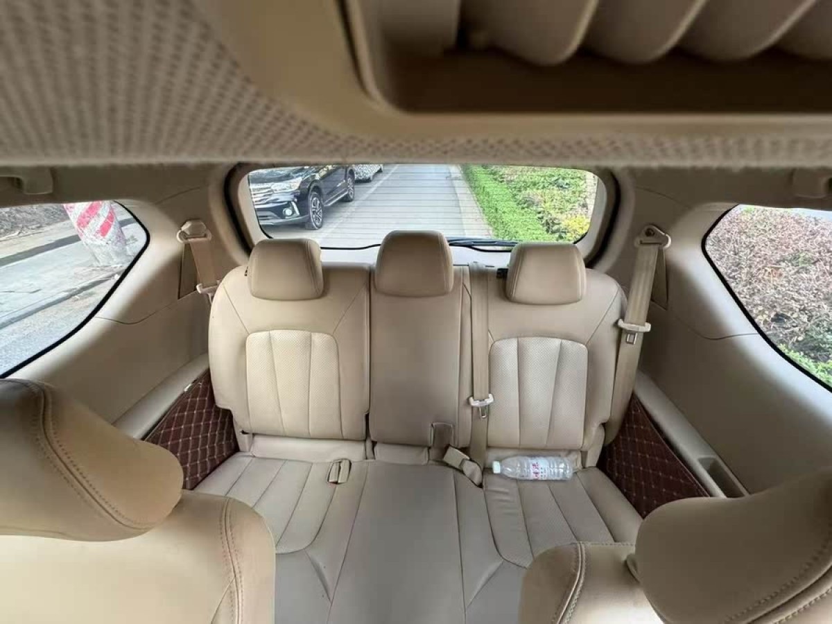 寶駿 730  2016款 1.8L 手動舒適型 7座圖片
