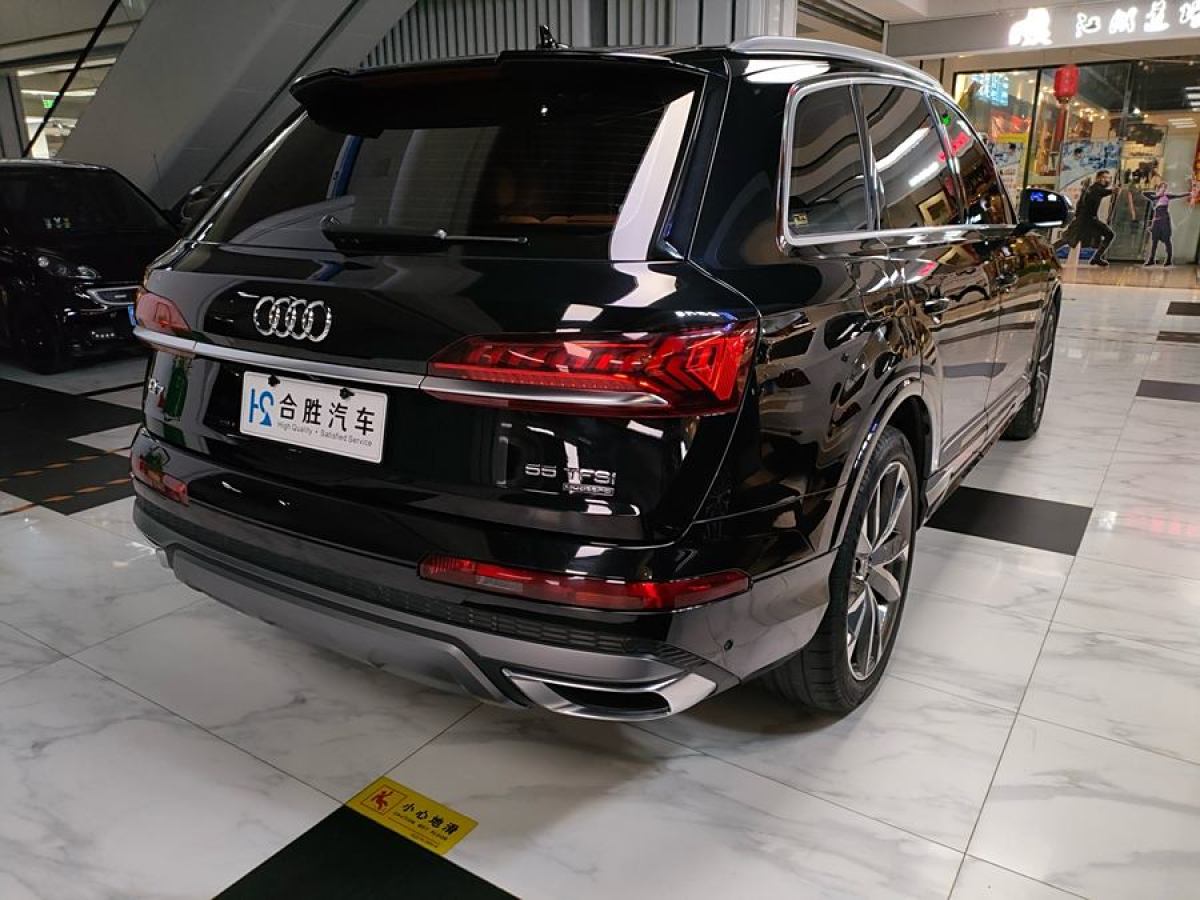 2022年6月奧迪 奧迪Q7  2023款 55 TFSI quattro S line運(yùn)動型