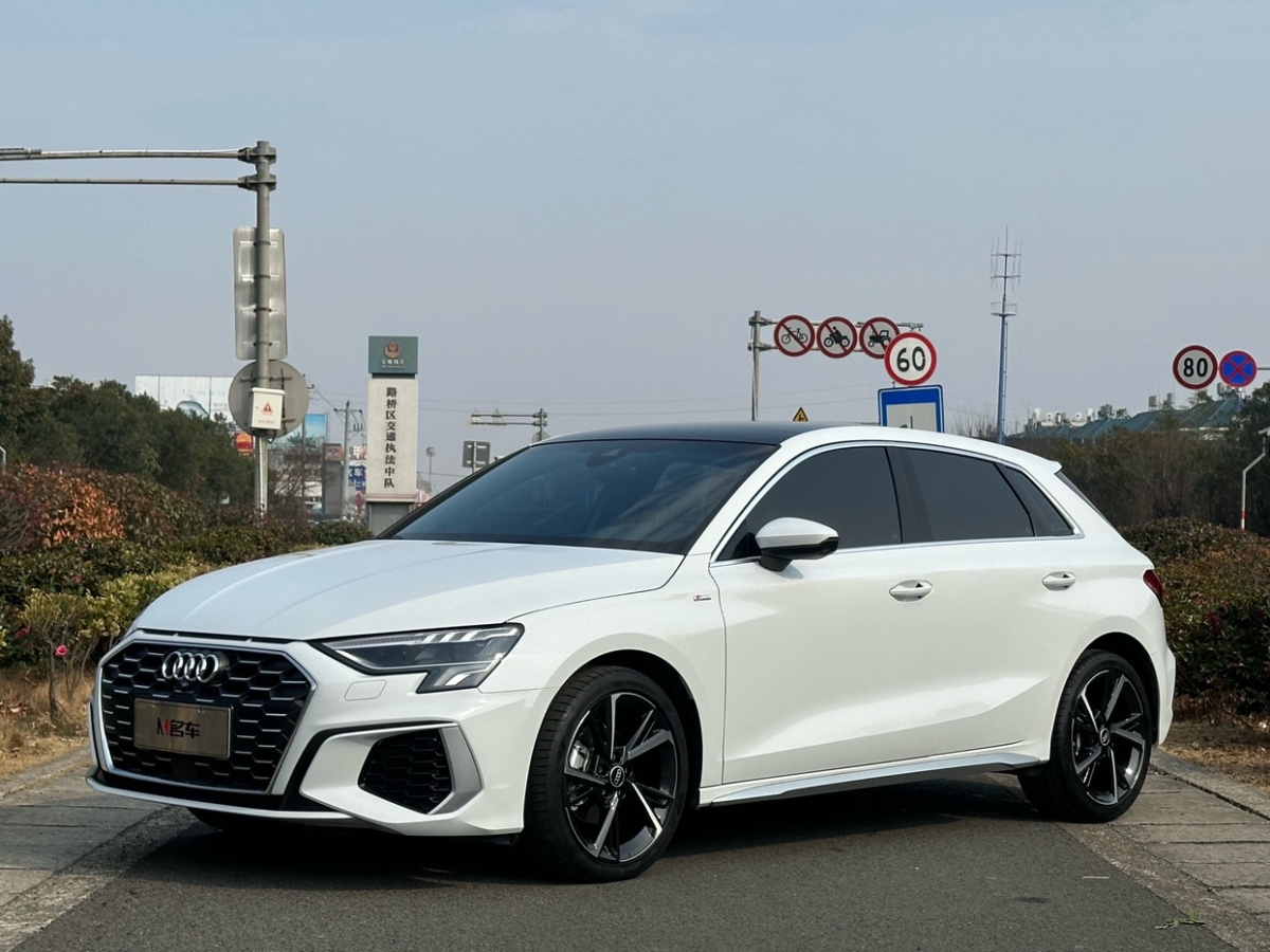 奧迪 奧迪A3  2023款 改款 Sportback 35 TFSI 時(shí)尚致雅型圖片