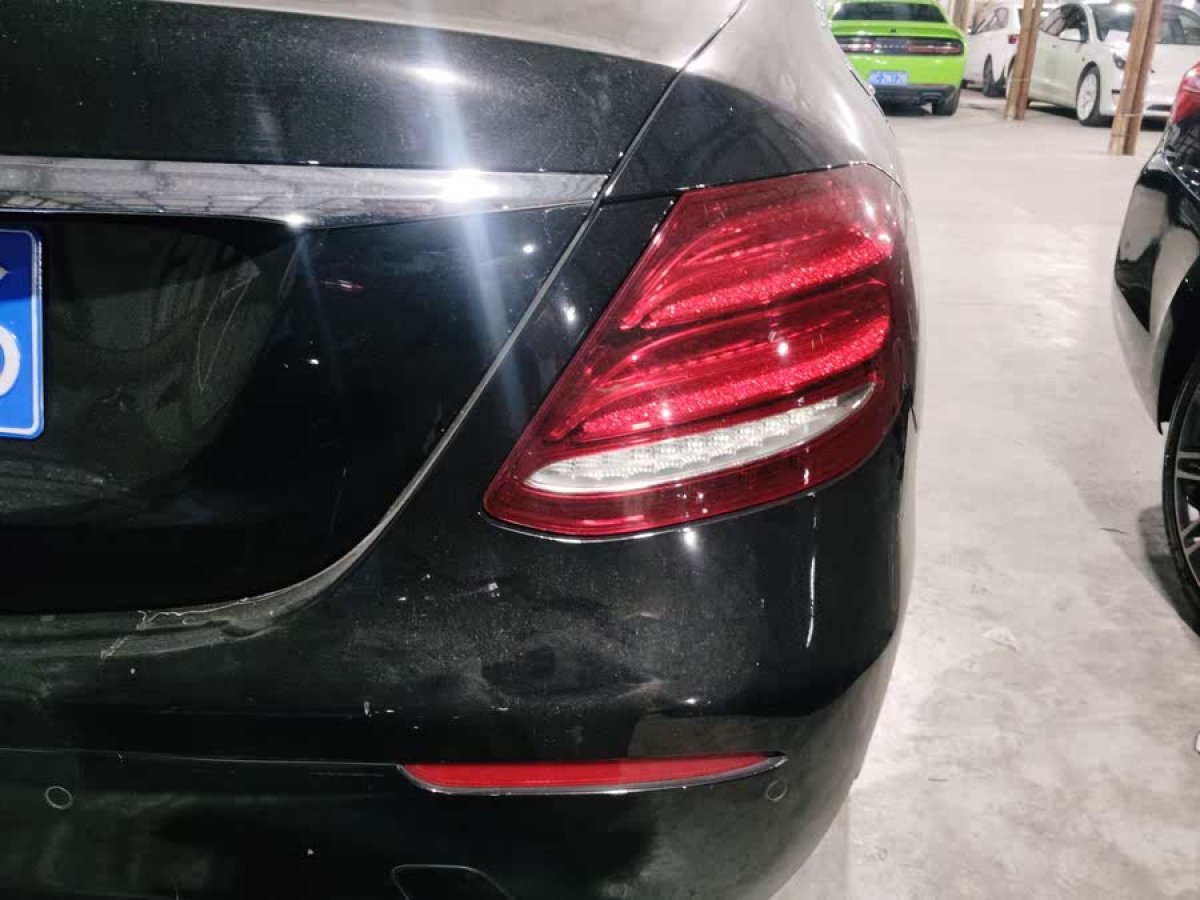 奔馳 奔馳E級  2020款 改款 E 300 L 殊享版圖片