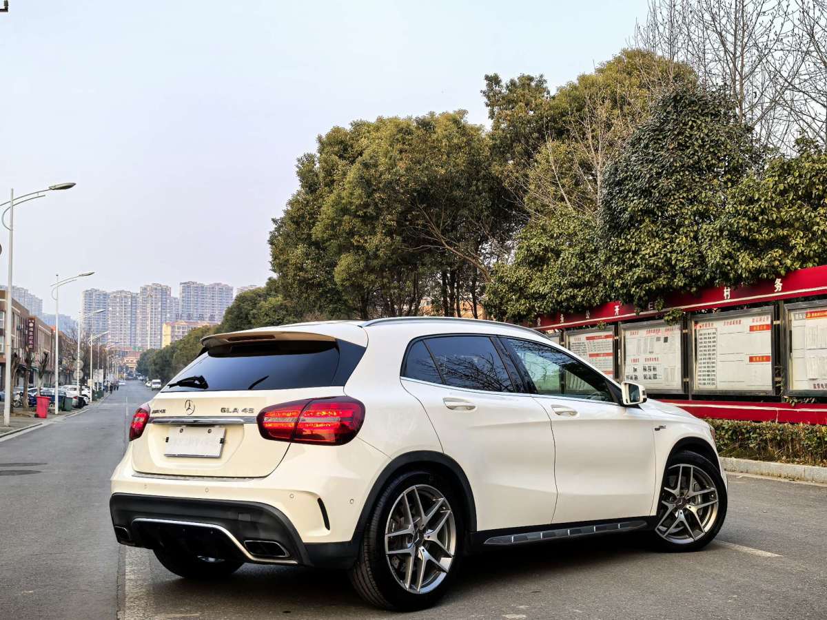 2018年8月奔馳 奔馳GLA AMG  2017款 AMG GLA 45 4MATIC