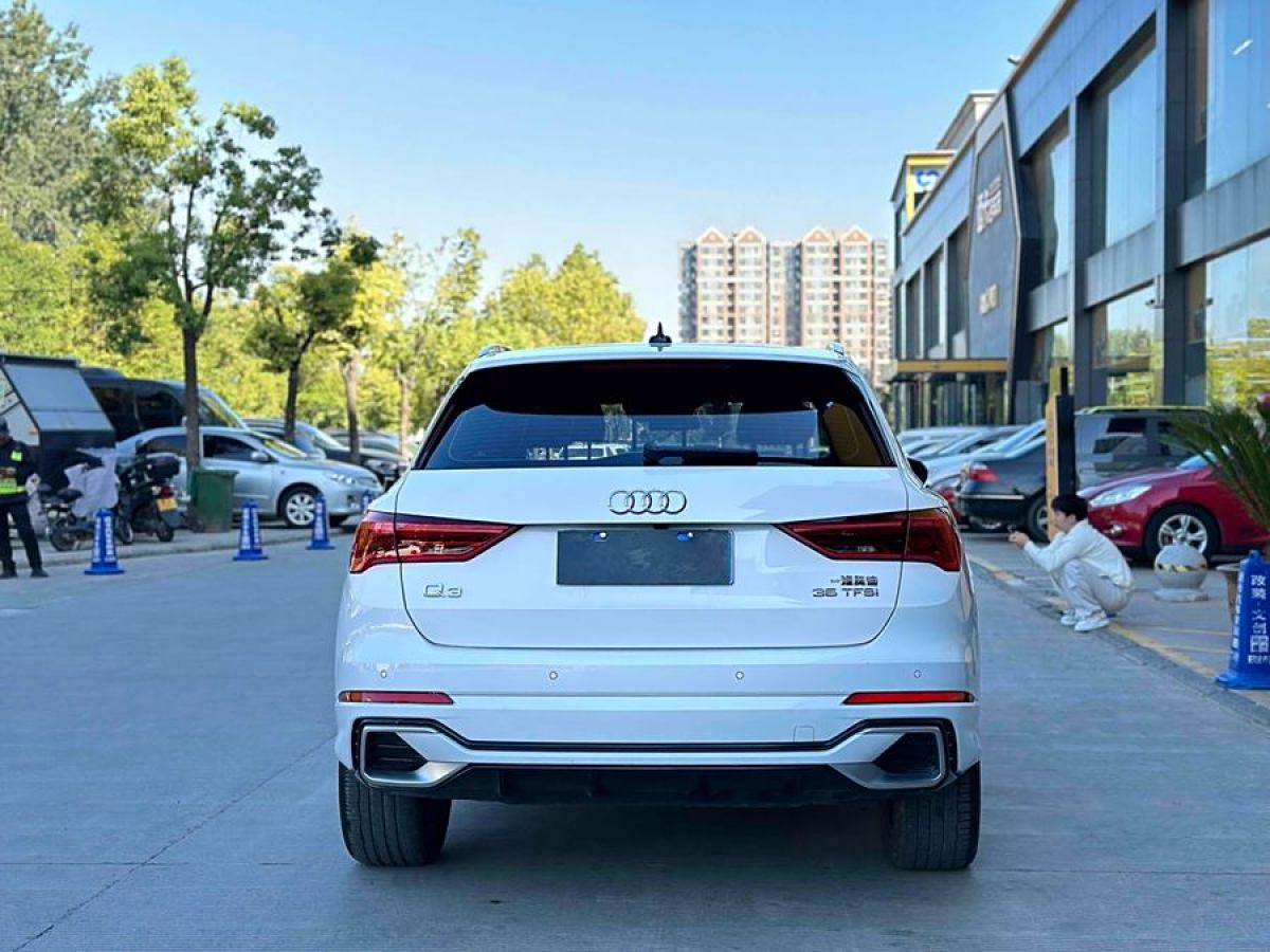 奧迪 奧迪Q3  2024款 35 TFSI 時尚動感型圖片