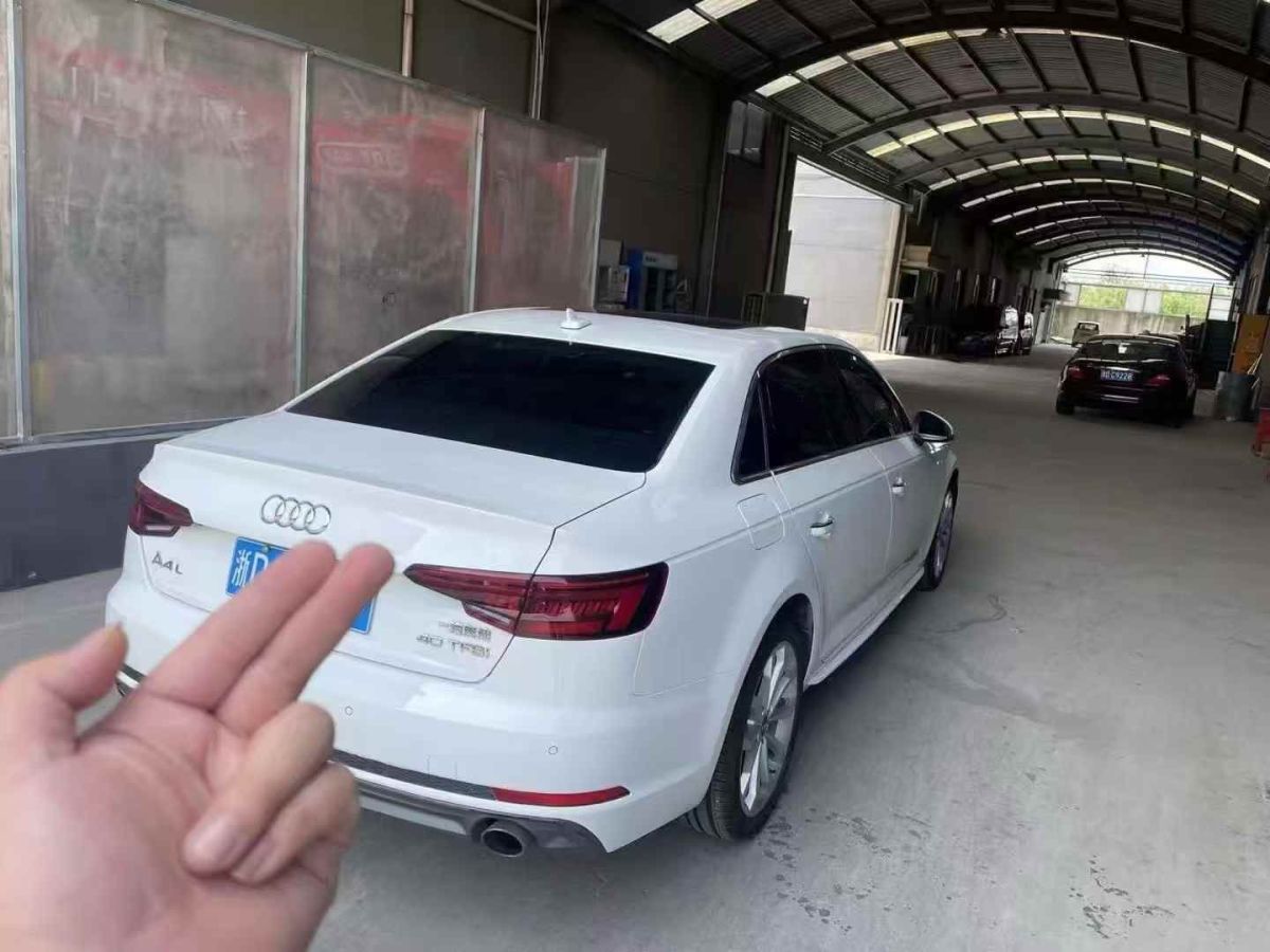 奧迪 奧迪A4L  2018款 30周年年型 30 TFSI 進取型圖片