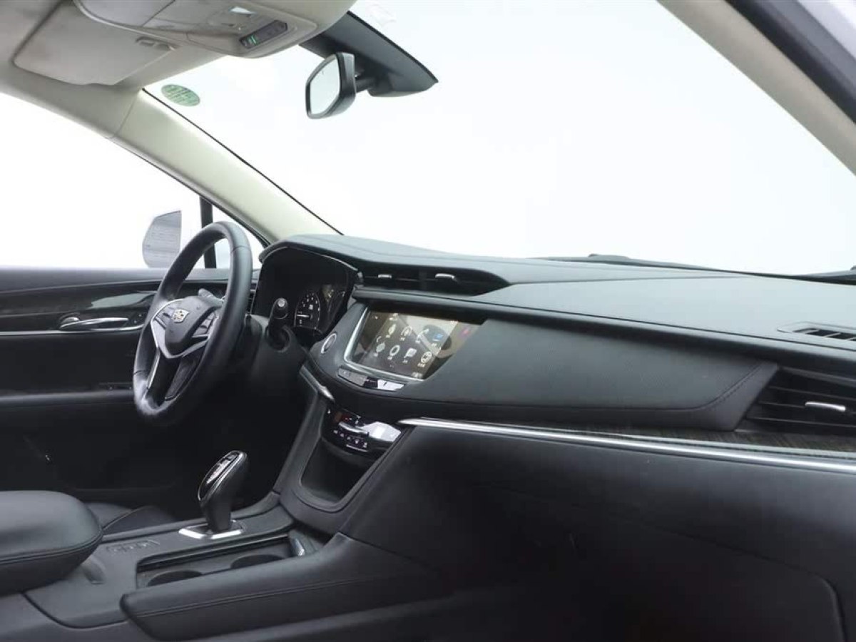 凱迪拉克 XT5  2018款 28T 四驅(qū)豪華型圖片