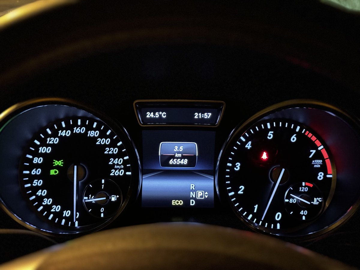 奔驰 奔驰M级  2015款 ML 320 4MATIC图片