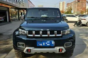 BJ40 北京 2.0T 自动四驱环塔冠军版