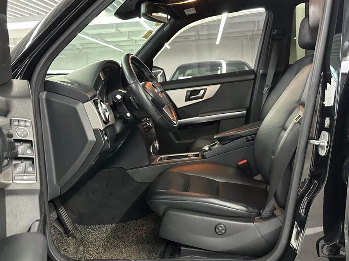 奔馳 奔馳GLK級  2013款 改款 GLK 300 4MATIC 時尚型圖片