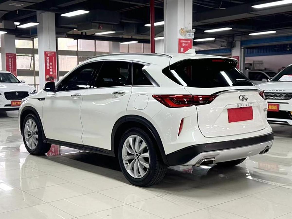 2019年11月英菲尼迪 QX50  2018款 2.0T 兩驅(qū)時(shí)尚版