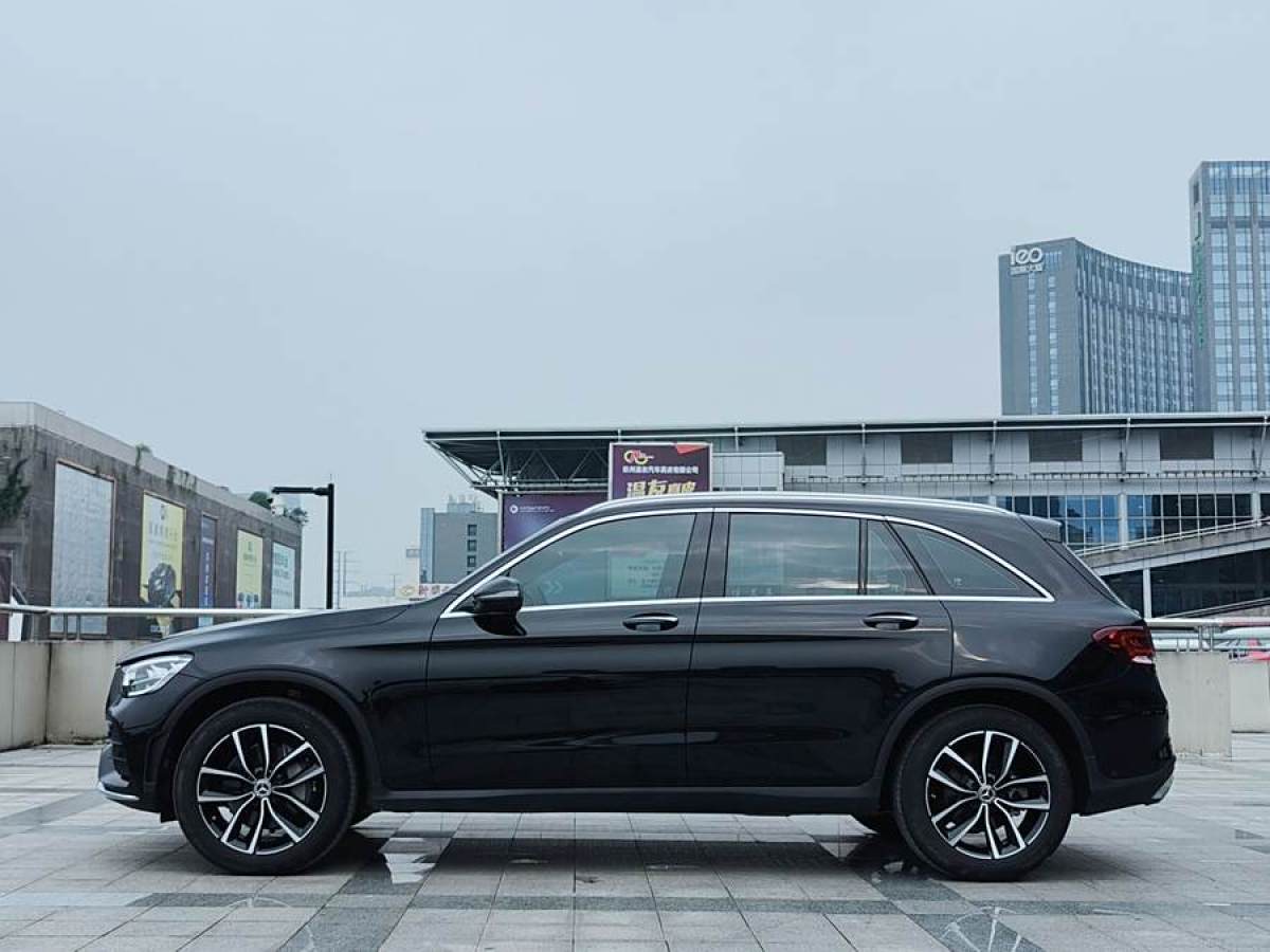 2022年1月奔馳 奔馳GLC  2021款 GLC 260 L 4MATIC 豪華型