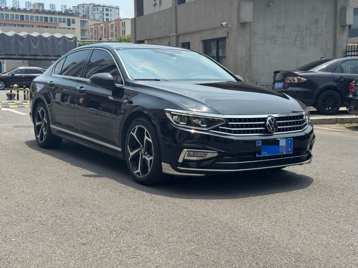 大眾 邁騰  2023款 200萬輛紀念版 330TSI DSG豪華型圖片